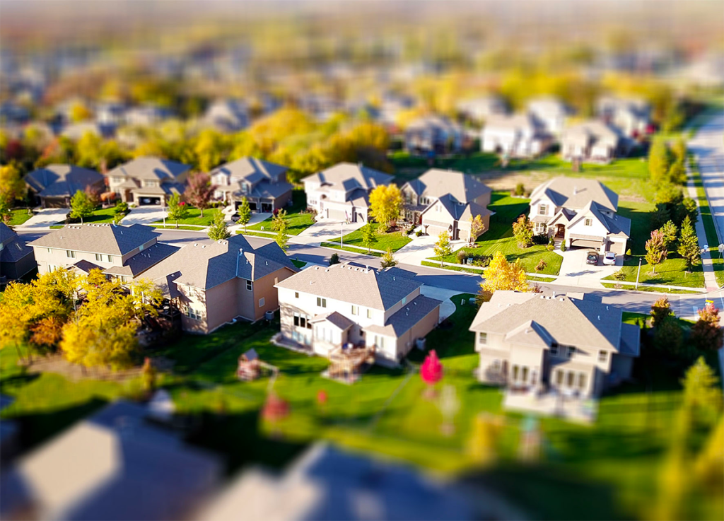 HOA-CC&Rs-vs-Bylaws-vs-Rules-&-Regulations HOA-CC&Rs-vs-Bylaws-vs-Rules-&-Regulations